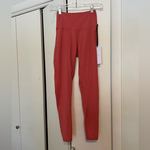 Varley workout set XS NWT - Picture 8 of 16